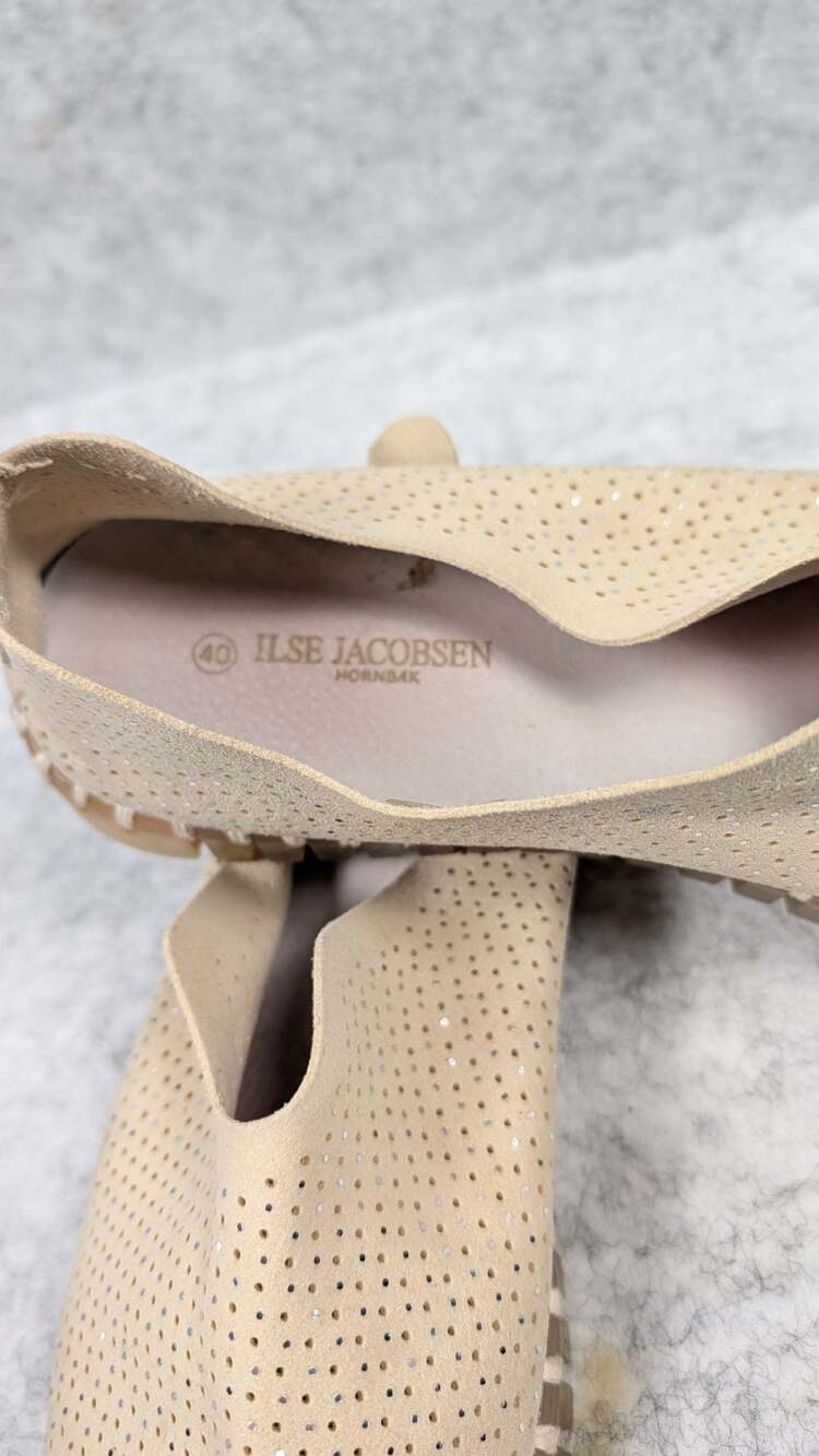 Ilse Jacobsen Hornbaek Tulip Perforated Slip-On Shoes Neutral Sparkle Size 9 - Picture 4 of 13